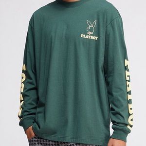 Long sleeve playboy T-shirt with a crew neckline💚